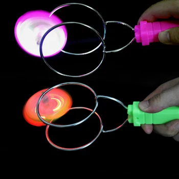 Šviesos iki Verpimo Peg-top Magija Šviesos Gyro Uminous Kelio YOYO Klasikinis Žaislai spalvotu LED Pegtop Žaislai Vaikams, Žaislai Vaikams